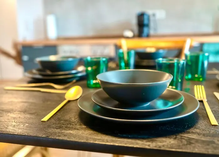 Zeche Bonicacius - Hochwertig, Stylisch, Netflix * 에센