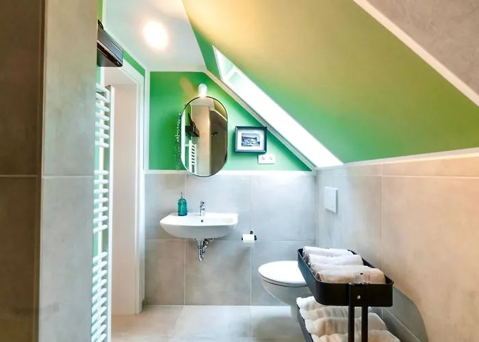 Zeche Bonicacius - Hochwertig, Stylisch, Netflix Essen